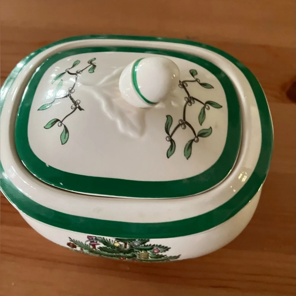 EUC Spode Christmas Tree Child’d Sugar Bowl w/Lid Extremely Rare Discontinued